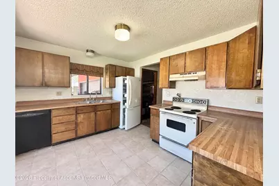 1623 W 7th Street, Rifle, CO 81650 - Photo 4