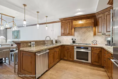 415 E Dean St., Unit 37, Week 6, Aspen, CO 81611 - Photo 4