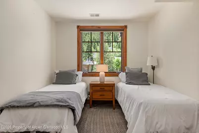 503 W Main Street #B202, Aspen, CO 81611 - Photo 28