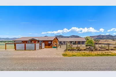 6301 County Road 346, Silt, CO 81652 - Photo 2