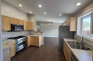 2038 Woodland Ave, Craig, CO 81625 - Photo 2