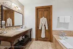 415 E Dean St Unit 36 Week 33, Aspen, CO 81611 - Photo 22