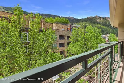 555 E Durant Avenue #4-E, Aspen, CO 81611 - Photo 2