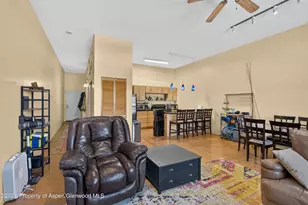 386 W Main St, New Castle, CO 81647 - Photo 10