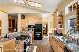 251 Crescent Ln, Glenwood Springs, CO 81601 - Photo 14