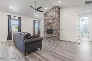318 Eagle Ridge Dr, Parachute, CO 81635 - Photo 4