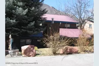 2401 Bennett Avenue Unit #B, Glenwood Springs, CO 81601 - Photo 2