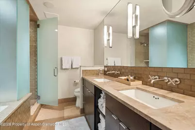 939 E Cooper Avenue, Aspen, CO 81611 - Photo 12