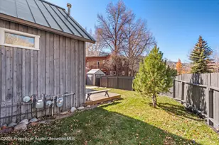 560 Spruce St, Aspen, CO 81611 - Photo 2