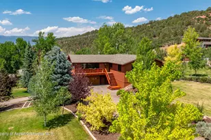 35 Deer Park Ct, Glenwood Springs, CO 81601 - Photo 4