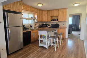 746 E 12th St, Craig, CO 81625 - Photo 8