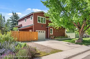 63 Badger Rd, Carbondale, CO 81623 - Photo 2