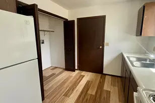 868 Washington St, Craig, CO 81625 - Photo 6