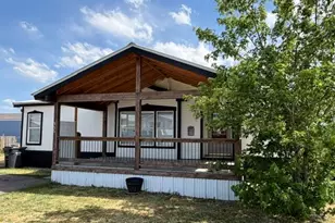 925 W 1st St, Craig, CO 81625 - Photo 2