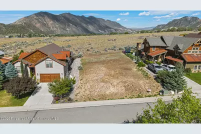 821 Ute Circle, New Castle, CO 81647 - Photo 2