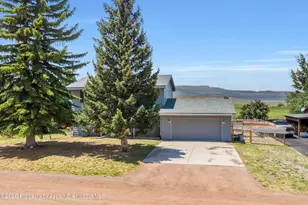 426 Terhune Ave, Yampa, CO 80483 - Photo 2