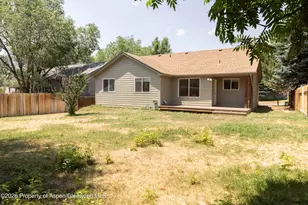 215 Lupine Dr, New Castle, CO 81647 - Photo 4