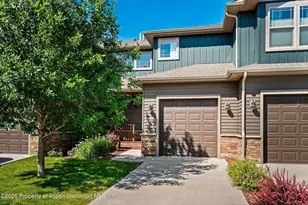 99 Redstone Dr, New Castle, CO 81647 - Photo 2