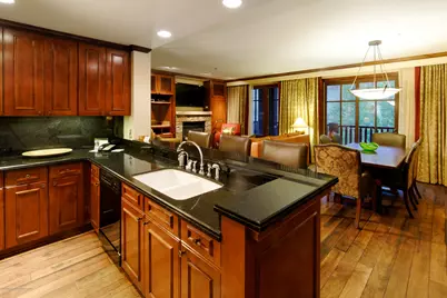 0075 Prospector Road #Unit 8405 Winter Interest 3, Aspen, CO 81611 - Photo 6