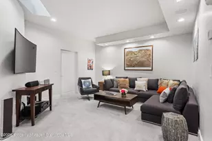 736 W Smuggler St, Aspen, CO 81611 - Photo 44