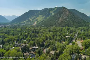 736 W Smuggler St, Aspen, CO 81611 - Photo 4