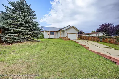 1139 Wilson Circle, Craig, CO 81625 - Photo 2