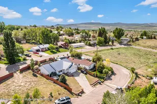 1139 Wilson Cir, Craig, CO 81625 - Photo 12