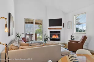 235 Spirit Way, New Castle, CO 81647 - Photo 8