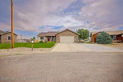2096 W 2nd Street, Craig, CO 81625 - Photo 4