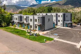 619 Overlin Dr, Glenwood Springs, CO 81601 - Photo 2