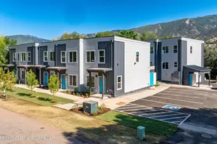 619 Overlin Dr, Glenwood Springs, CO 81601 - Photo 2