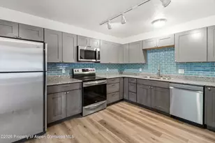 1102 Valley View Rd, Glenwood Springs, CO 81601 - Photo 10