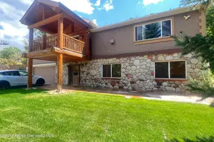 390 Jenny Pl, New Castle, CO 81647 - Photo 38
