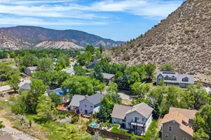 390 Jenny Pl, New Castle, CO 81647 - Photo 8
