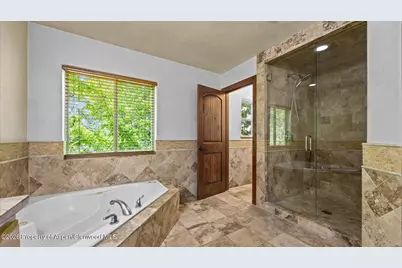 390 Jenny Place, New Castle, CO 81647 - Photo 24