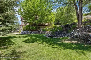390 Jenny Pl, New Castle, CO 81647 - Photo 8