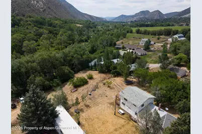 431 Park Avenue, New Castle, CO 81647 - Photo 2