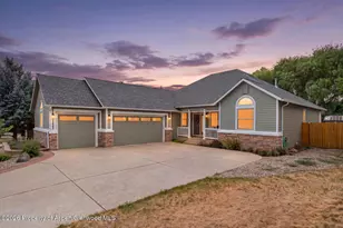 708 N Wildhorse Dr, New Castle, CO 81647 - Photo 26