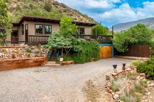 805 Red Mountain Dr, Glenwood Springs, CO 81601 - Photo 2