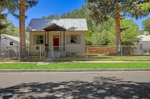 676 Taylor St, Craig, CO 81625 - Photo 2