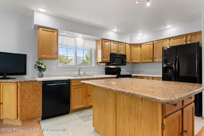 660 Aspen Avenue, Rifle, CO 81650 - Photo 4