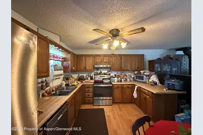 915 Washington Street, Craig, CO 81625 - Photo 8