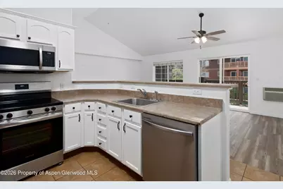 571 River View Drive #1207, New Castle, CO 81647 - Photo 6