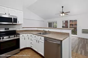 571 River View Dr, New Castle, CO 81647 - Photo 6