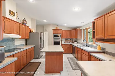 27 Lazy Glen, Snowmass, CO 81654 - Photo 6