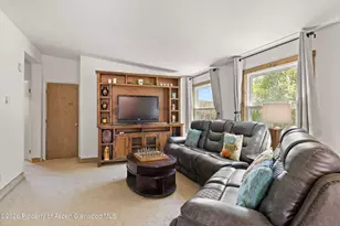 576 E Vista Dr, Silt, CO 81652 - Photo 4