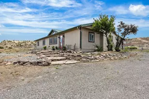 160 Mineota Dr, Silt, CO 81652 - Photo 2