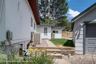 8 Navajo St, New Castle, CO 81647 - Photo 4