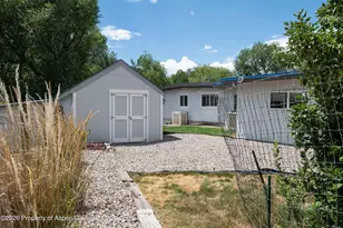 8 Navajo St, New Castle, CO 81647 - Photo 6