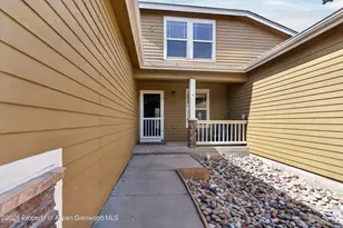 247 E Capital Ct, New Castle, CO 81647 - Photo 2